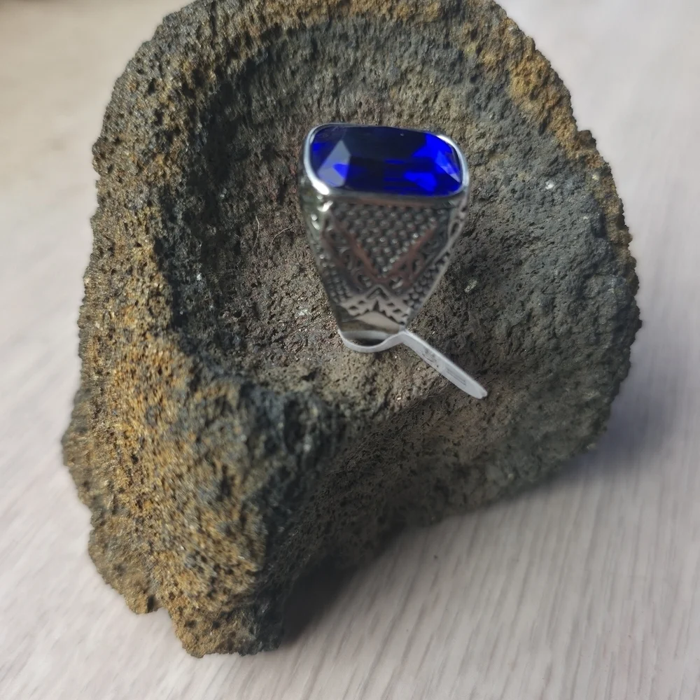 New Stainless Steel Men's Ring With Cubic Zirconia Stone Size 11